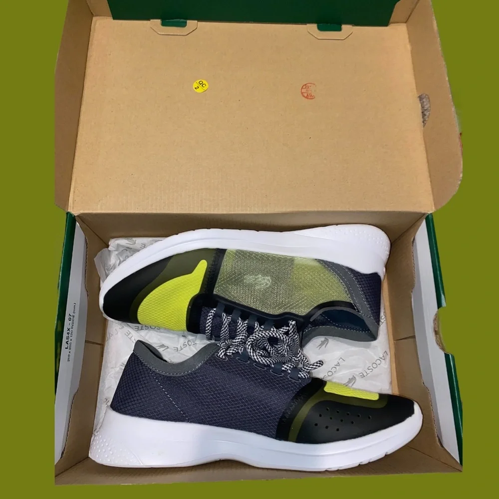 Lacoste sport Mens sneakers lt fit 220, yellow & dark gray, lightweight size 7.5